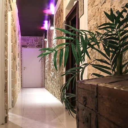 Asfodelo & Relax Konukevi 3*